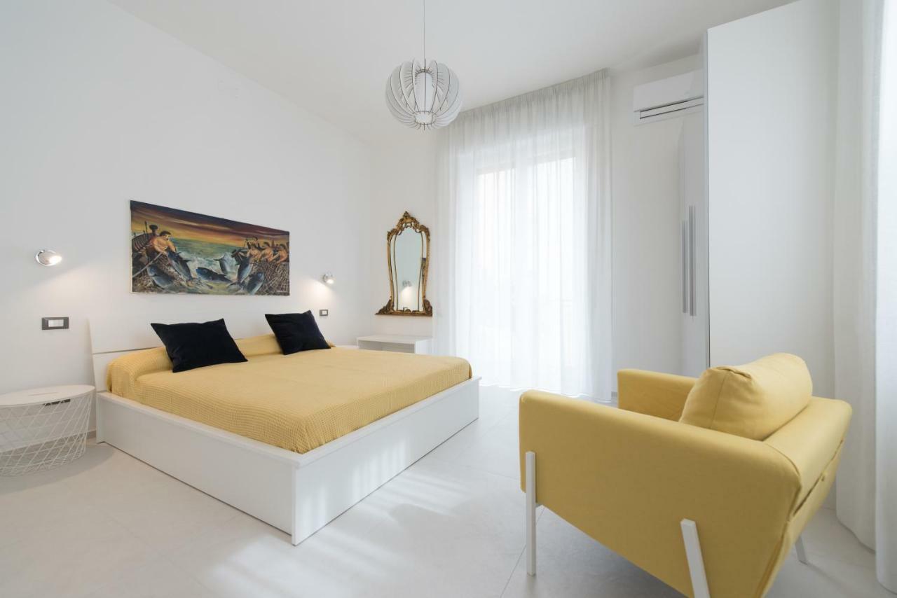 Laurus Apartments Трапани Экстерьер фото
