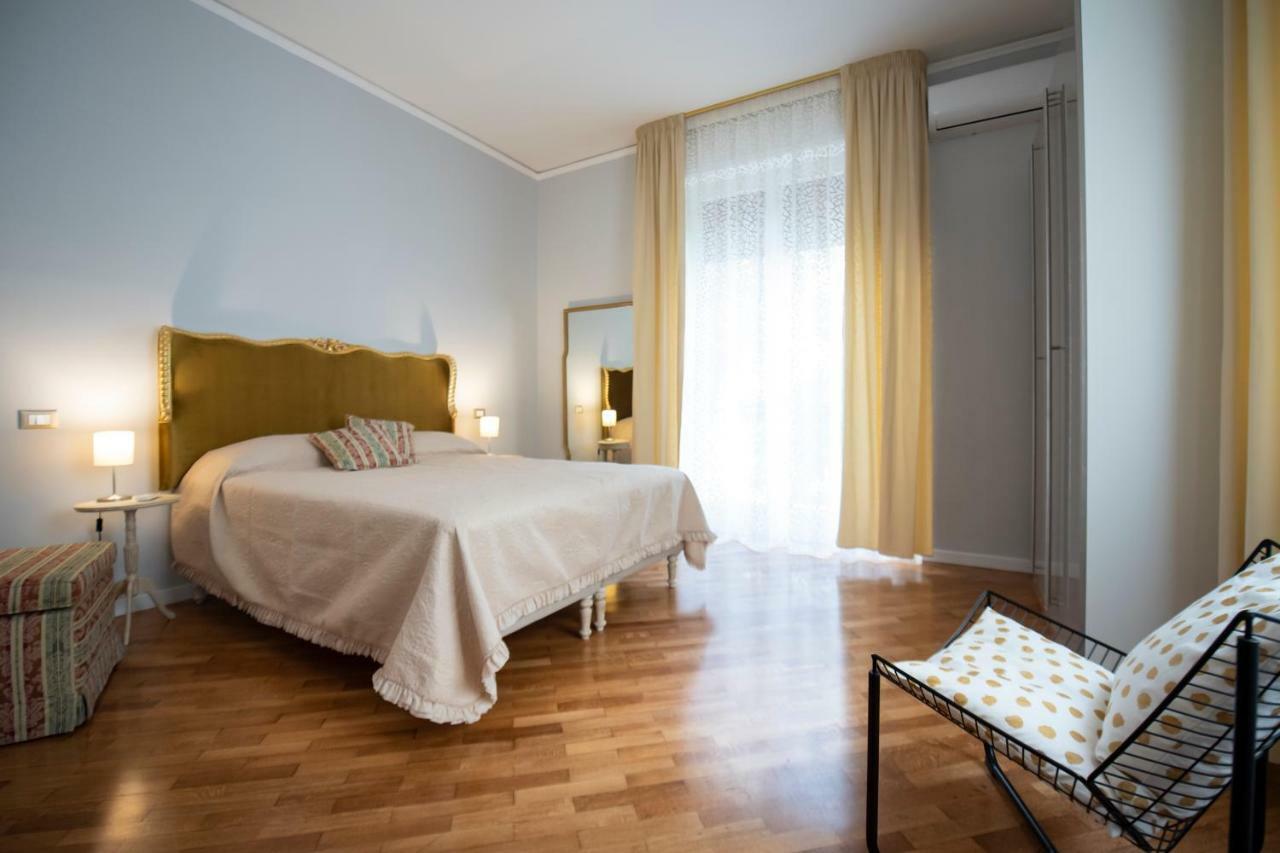 Laurus Apartments Трапани Экстерьер фото